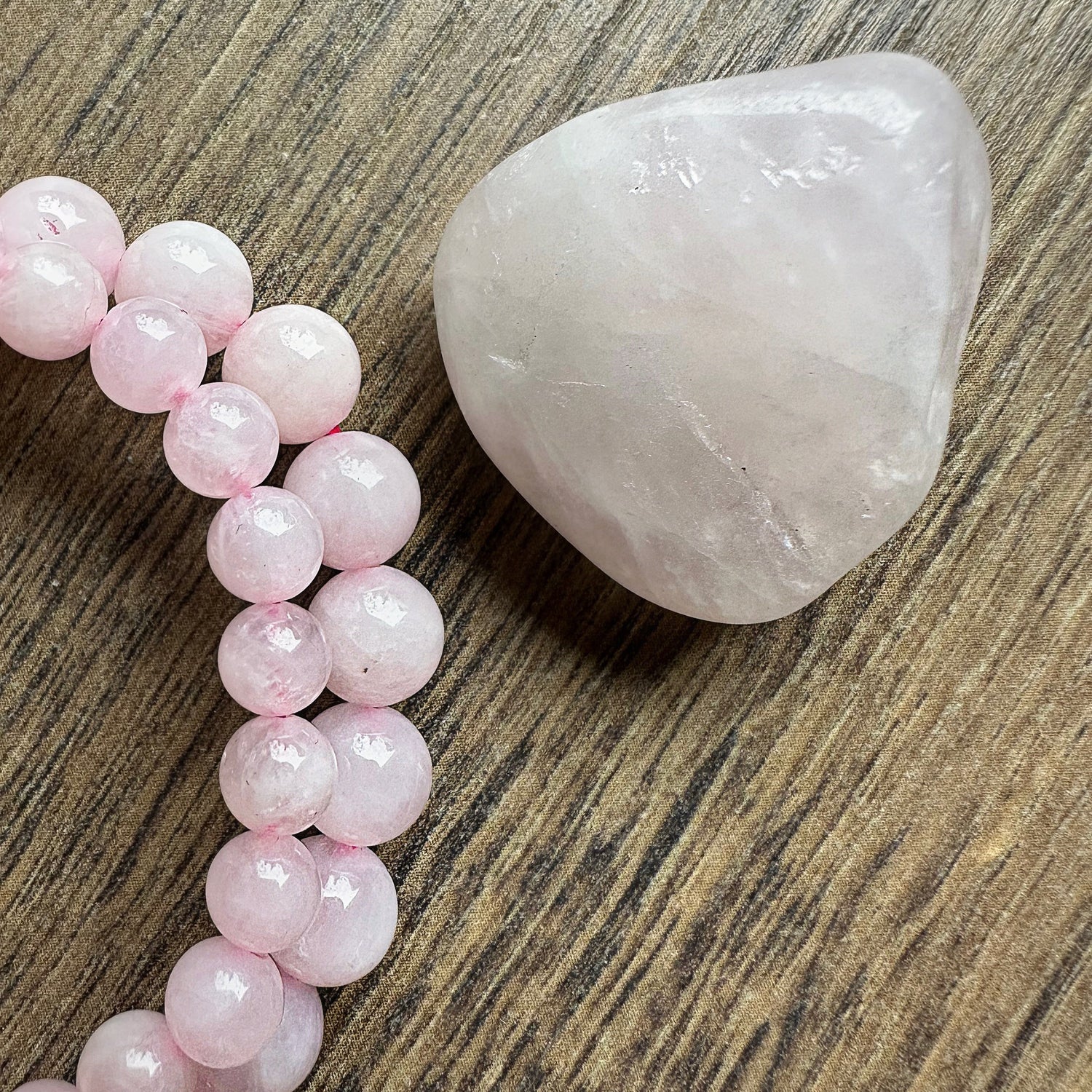 bracelet Quartz rose du Brésil sur bois et pierre