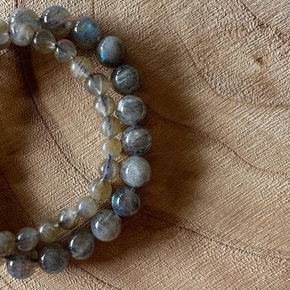 2 bracelets labradorite sur bois 
