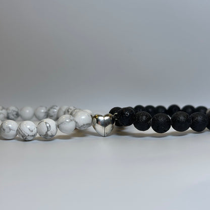 bracelet pierre de lave et howlite blanche avec coeur aimanté joint